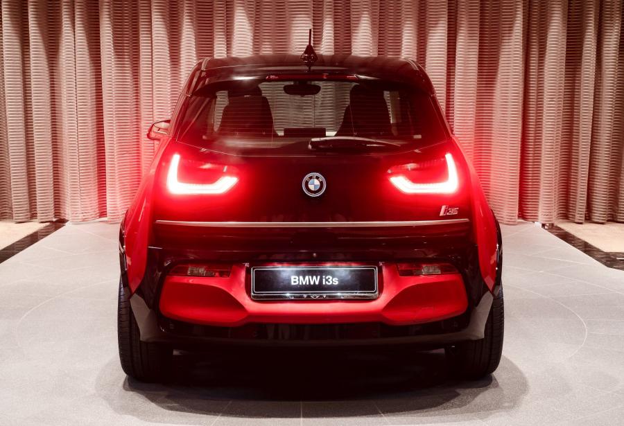  BMW i3s (I01) 2019 года  (фото 9 из 20)